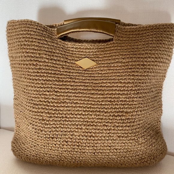 Handwoven Jute Bag with Leather Handles - Picture 3 of 4